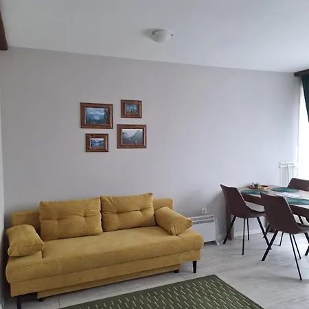 Daire Large With View In Gardens *