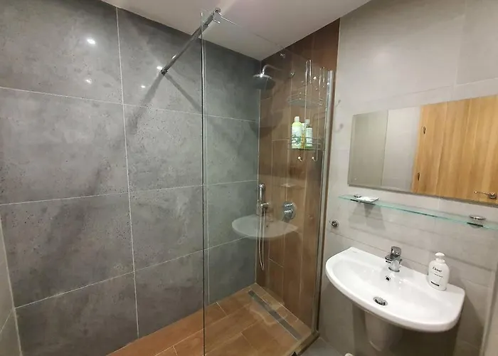 Large With View In Gardens