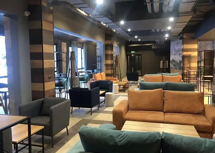 Large With View In Gardens * Borowec